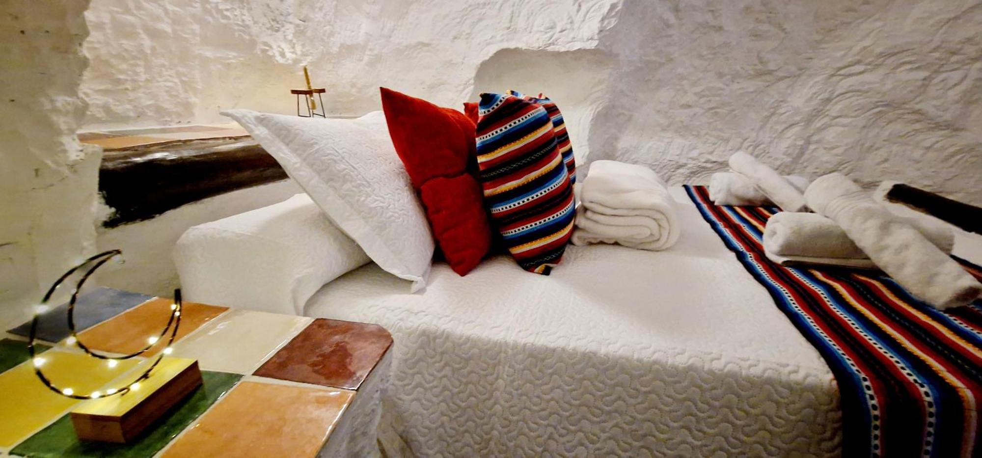 Casa Cueva Cascamorras "Capricho Andaluz" Baza Luaran gambar
